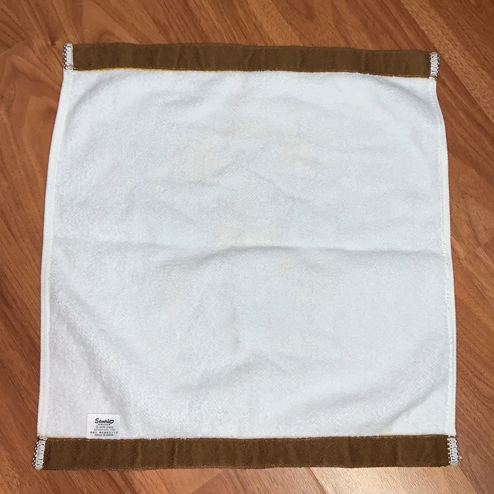 Hello Kitty Holiday Face / Hand Towel